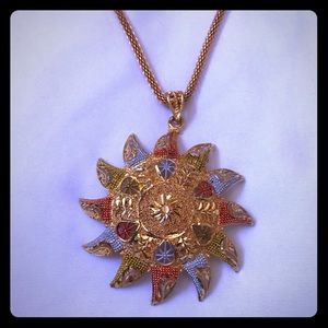 New Indian Bollywood Gold plated pendant and chain